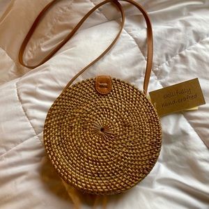 NWT Straw Circular Purse w/ Leather Strap